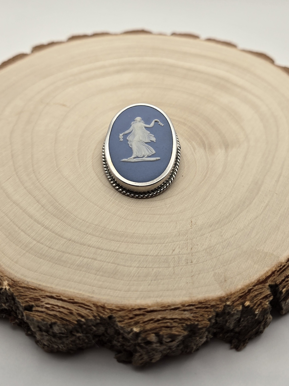 Vintage Wedgwood Jasperware Cameo Brooch – Sterling Silver 925 - Picture 5 of 7